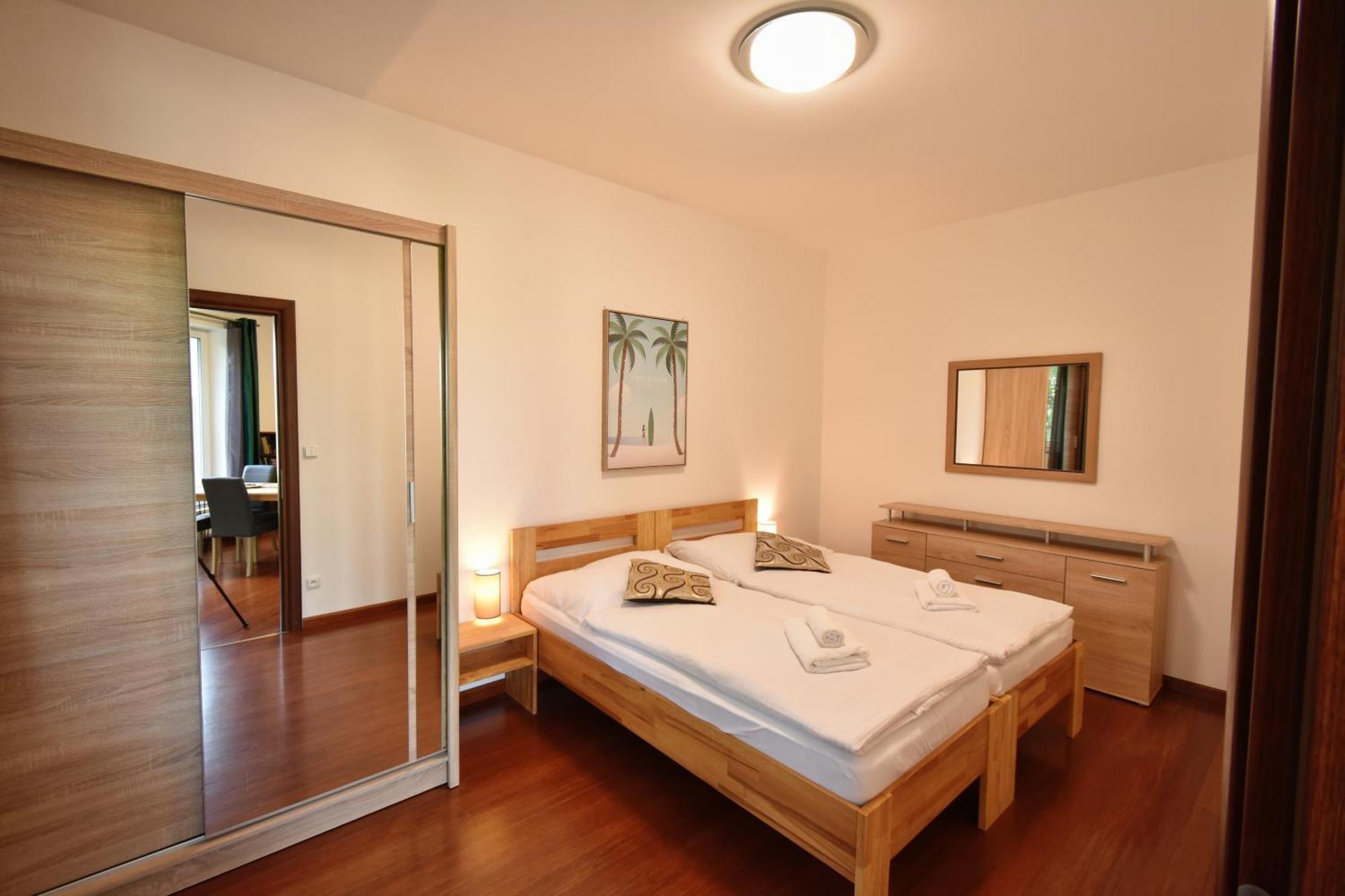 Rezidence Moser Family Apartments Карлови Вари Екстериор снимка