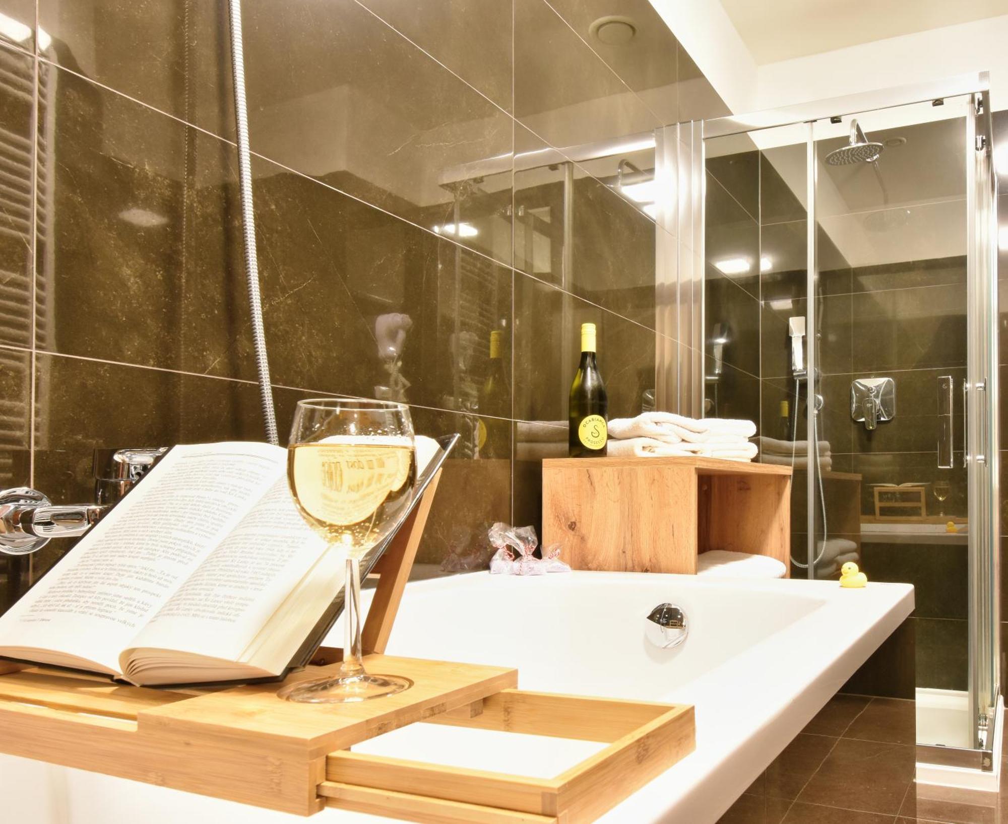 Rezidence Moser Family Apartments Карлови Вари Екстериор снимка
